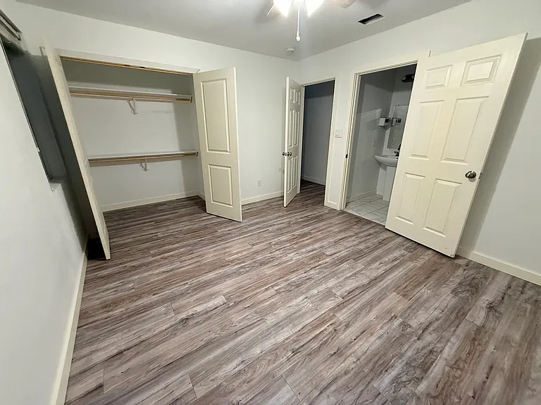 3508 Foxcroft St — Photo 16