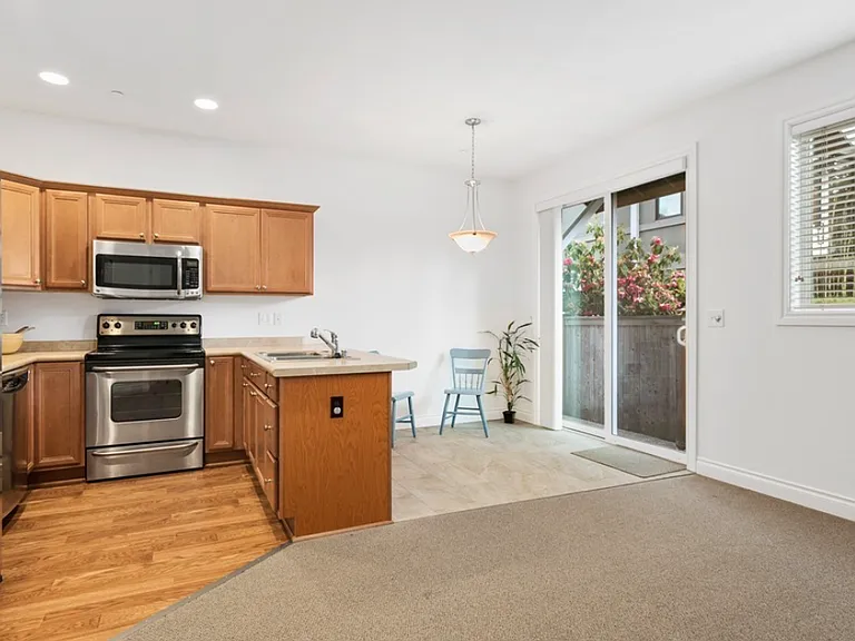 8821 SE 39th St — Photo 19