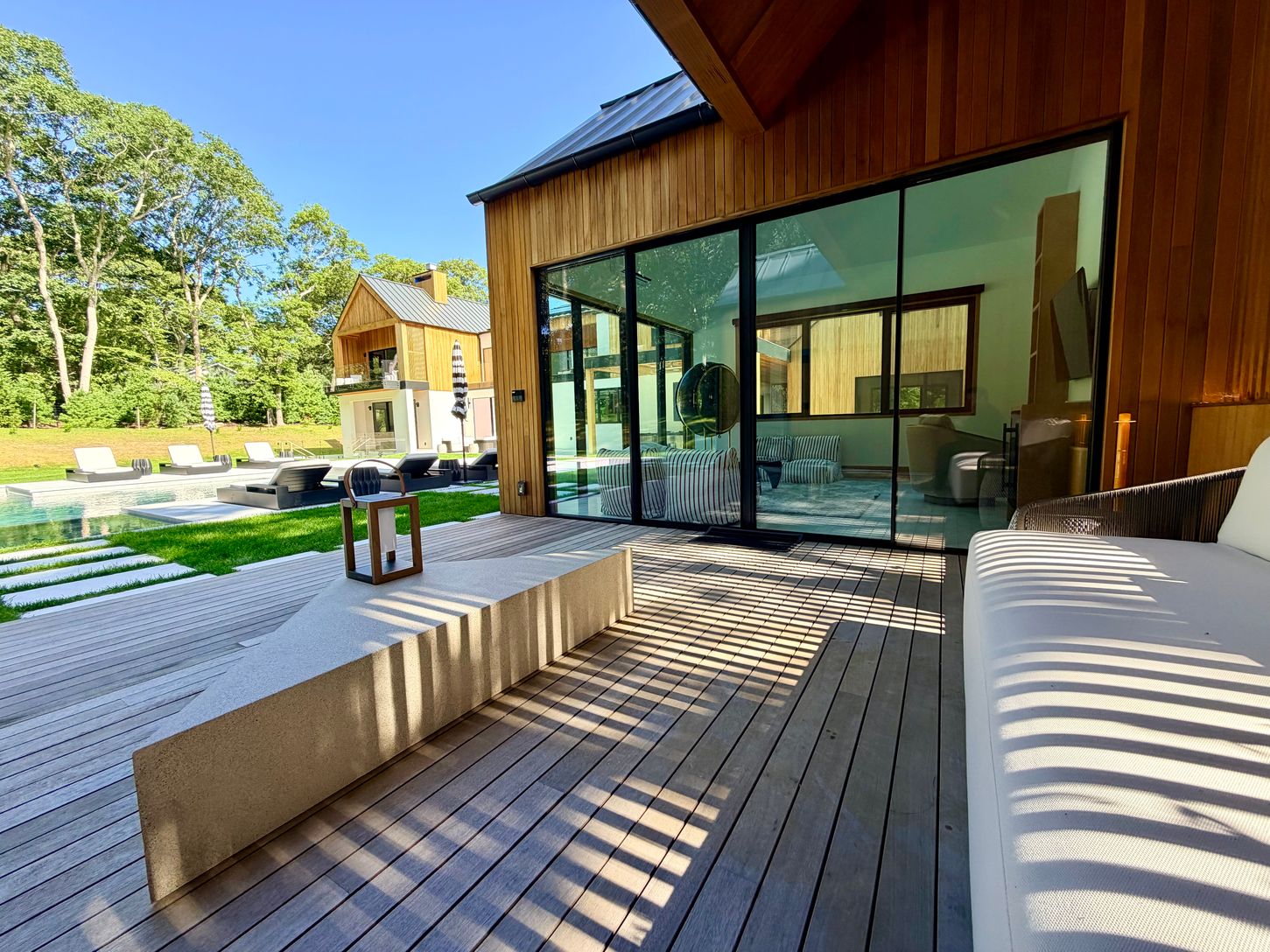  Pool house gazebo covered seating area with ceiling speakers & Wifi
