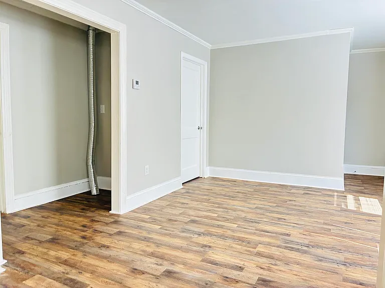 1030 Caldwell St — Photo 19