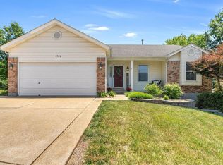1504 Raspberry Ln, Arnold, MO 63010