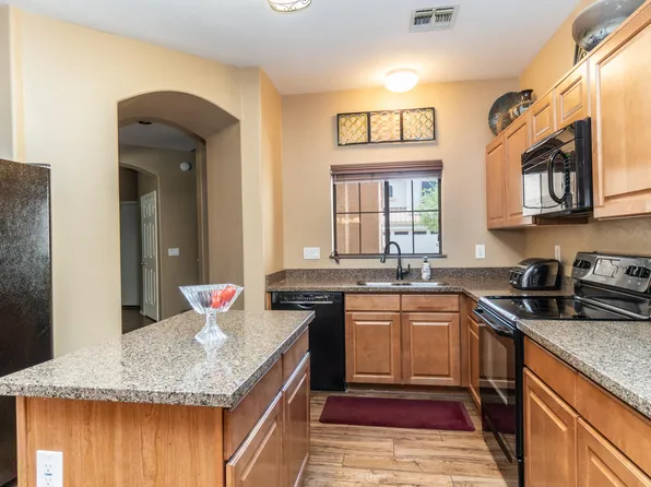 2600 E SPRINGFIELD Place #100, Chandler, AZ 85286