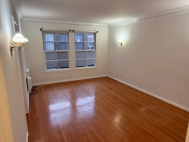 4930 Fulton St #103 — Photo 2