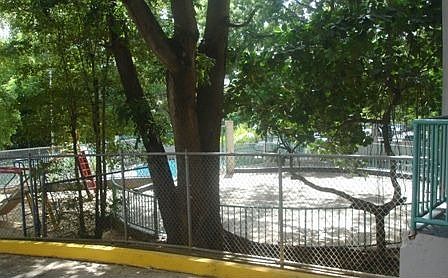 2nd image of 444 Calle De Diego