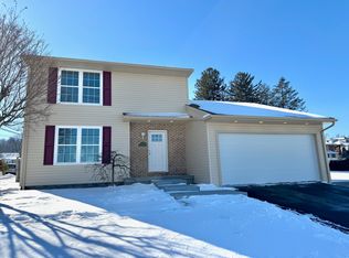 230 S Brobst St, Reading, PA 19607