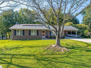 14 Amy Ln, Taylors, SC 29687