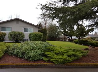 2825 Riviera Ct, Springfield, OR 97477