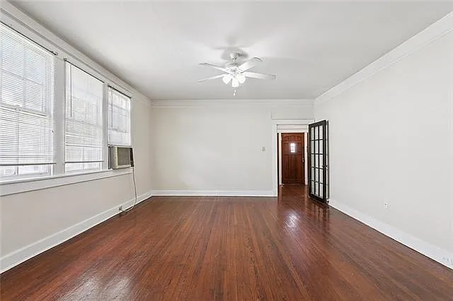 2322 Nashville Ave — Photo 3