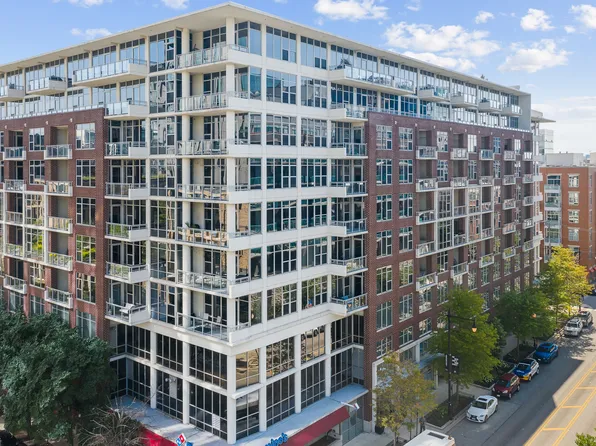 901 W Madison St Unit 401, Chicago, IL 60607