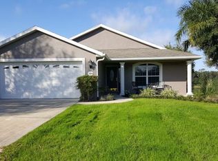 104 Fairway Cir, Umatilla, FL 32784