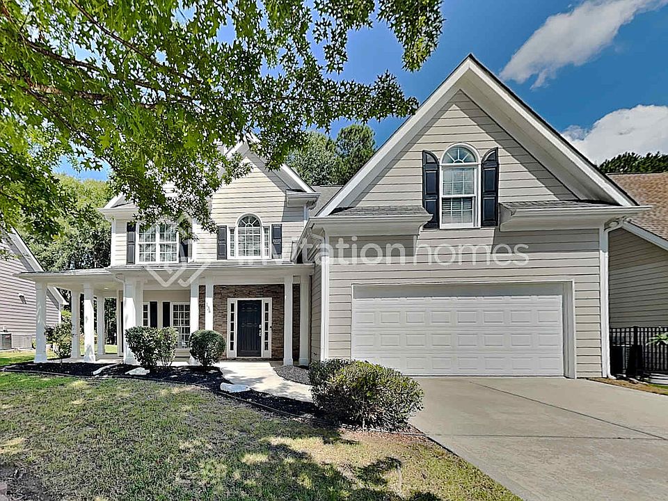 1st image of 134 Eastlake Lndg