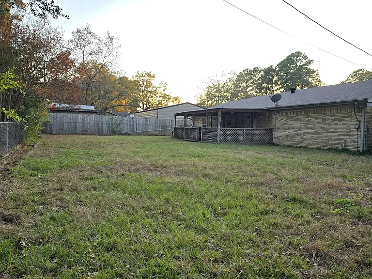 1514 State Highway 155 N — Photo 30