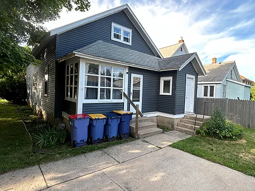 960 Sibley St NW #2 Photo 1