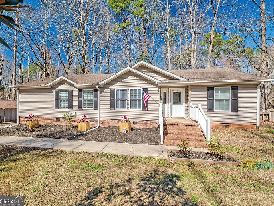 1st image of 272 Lakeside Trl