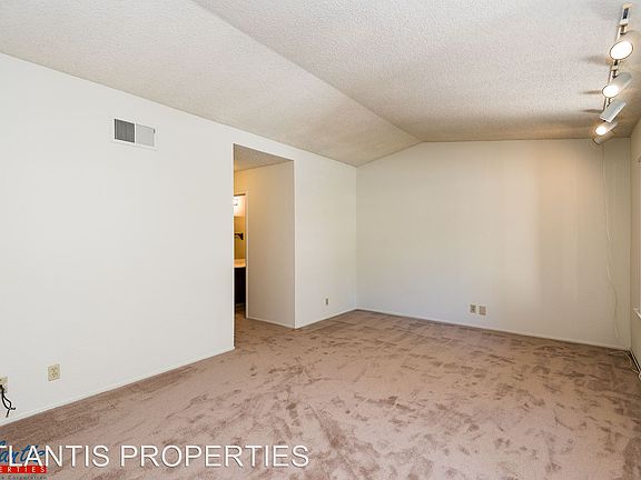 5th image of 5392 Duesenberg Dr
