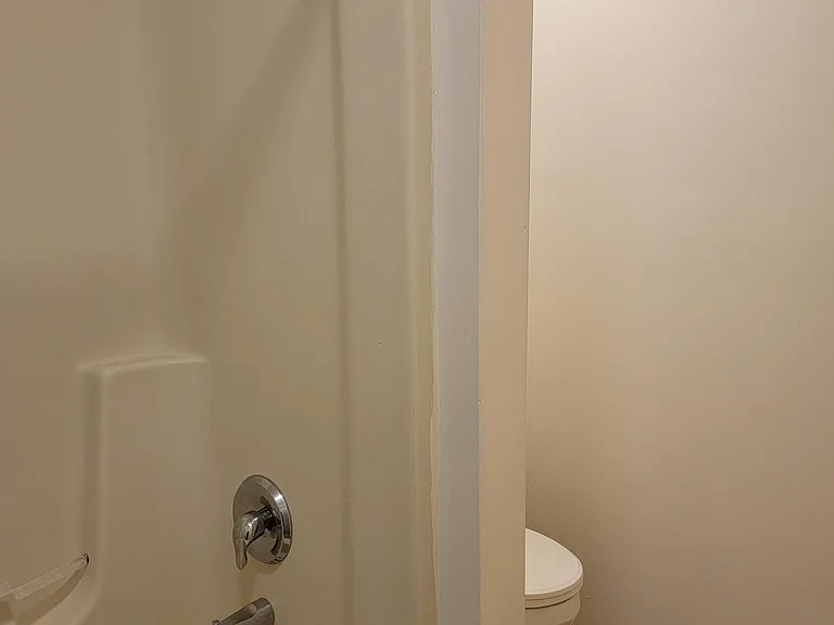 144 Greenland Dr — Photo 11