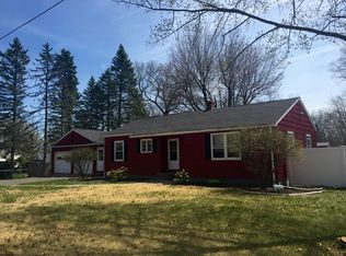 219 High St, Agawam, MA 01001