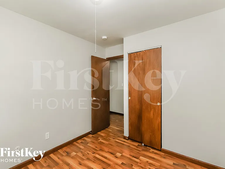 156 Dolores St — Photo 15
