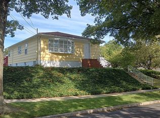55 Kingdom Ave, Staten Island, NY