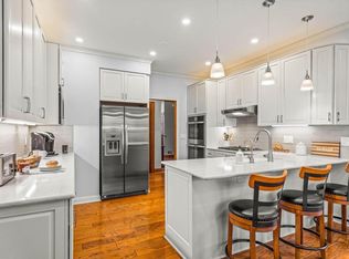 17300 Saint James Rd, Brookfield, WI 53045