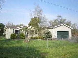 N1174 Spruce Rd, Genoa City, WI 53128