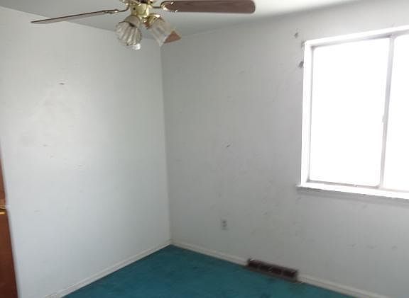 3rd image of 5456 S Park Ave