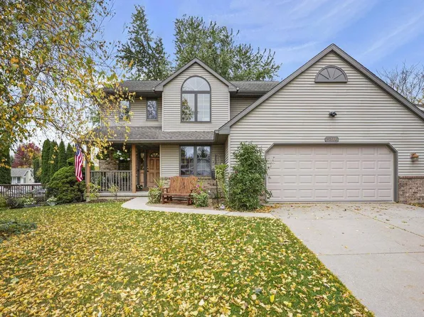 5316 Black Walnut Drive, Mcfarland, WI 53558