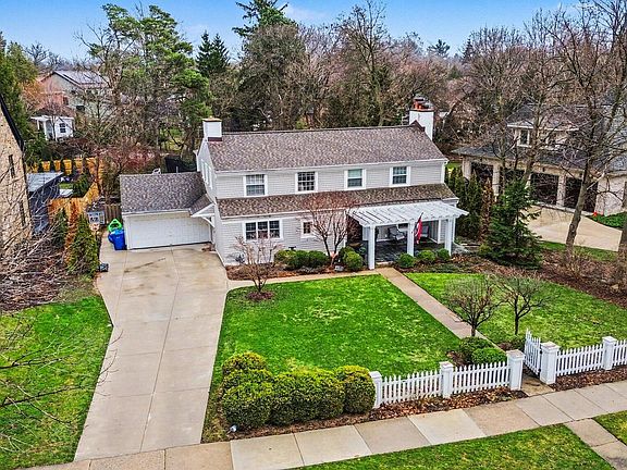 4th image of 750 San Jose Dr SE