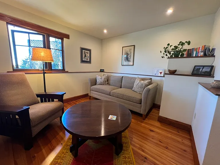3266 Robinson Dr — Photo 9