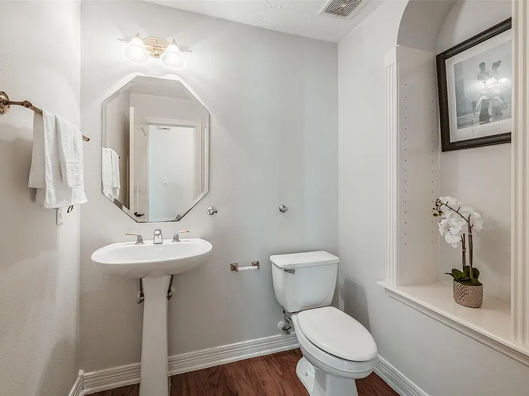 5706 Cielio Bay Ct — Photo 20