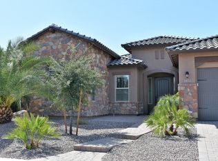 733 W Armstrong Way, Chandler, AZ 85286