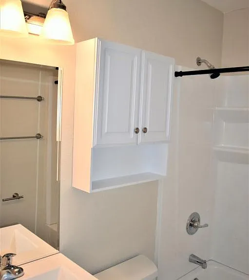 6829 Western Pl — Photo 13