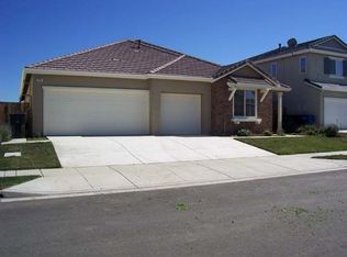 214 Abelia Ln, Patterson, CA 95363