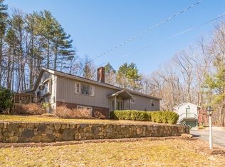 208 Boxboro Rd, Stow, MA 01775