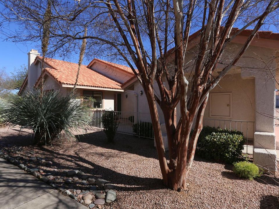 1st image of 2412 W Tom Watson Dr