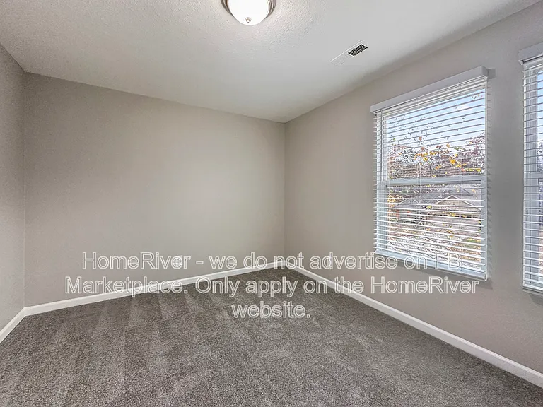 117 Bermuda Lakes Dr — Photo 12