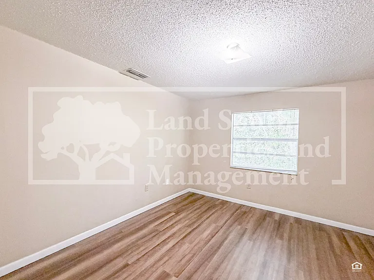 1703-B S King Ave #1701A-1707B — Photo 12