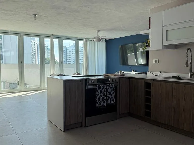 VILLA CAPARRA TOWER 44 A #6-A — Photo 6