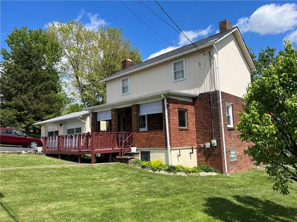 4302 Slope Hill Rd, Mount Pleasant, PA 15666