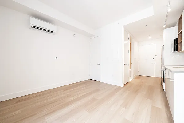 Rented by Key City Capital Inc | media 38