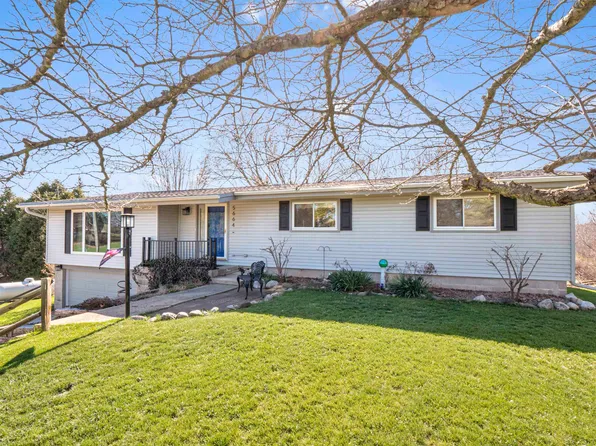 N5664 Meadowlark Rd, Sheboygan Falls, WI 53085