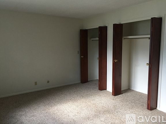 4th image of 5306 N Hemlock Dr #5306