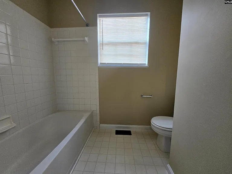 208 Sagamare Rd — Photo 19