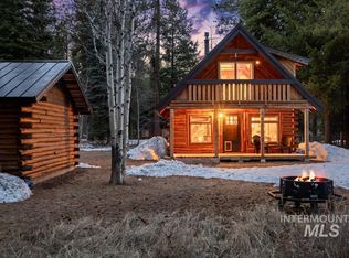 457 Moon Dr, McCall, ID 83638