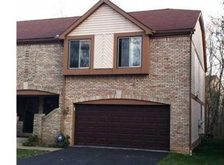 391 Fenway Dr, Columbus, OH 43214