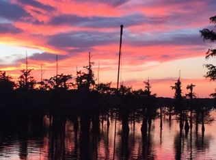 459 Pardee Rd, Campti, LA 71411