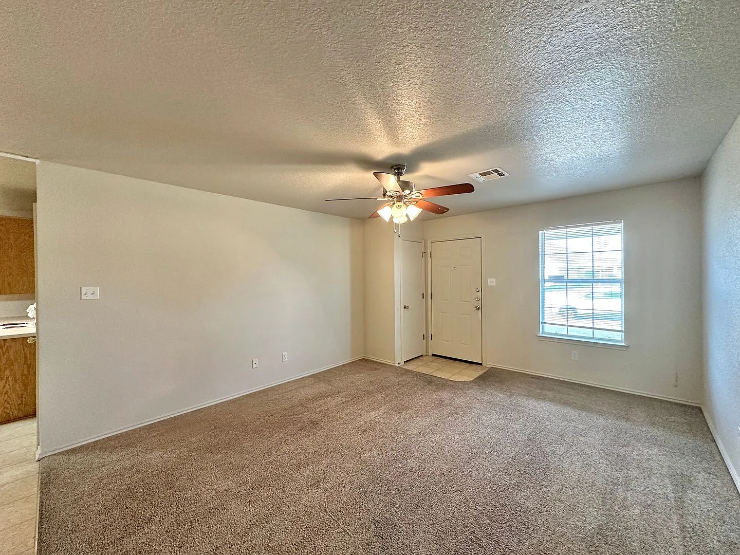 2604 Alma Dr — Photo 4