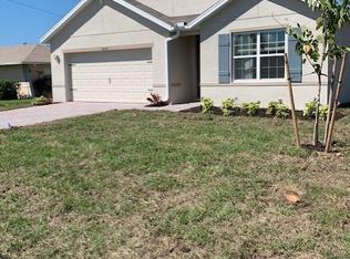 4008 SW 16th Pl, Cape Coral, FL 33914