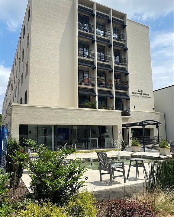 1st image of 1421 Peachtree St NE APT 303