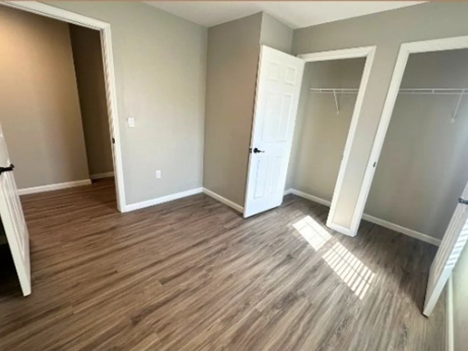 Duck Creek Apartments — Photo 3